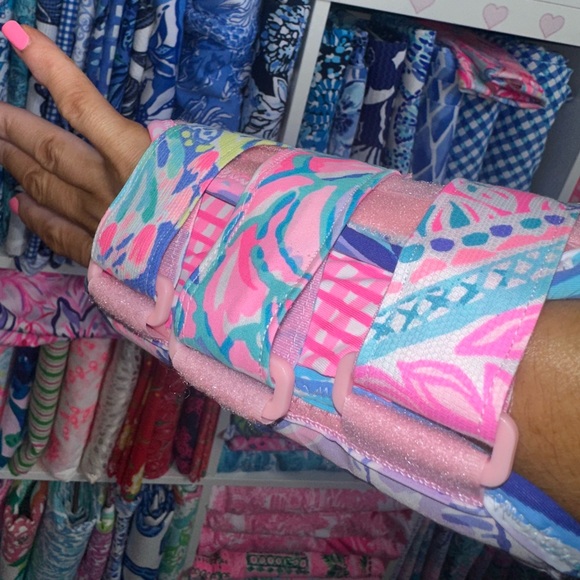 CUSTOM / HANDMADE - Wrist Brace (carpel tunnel) - Picture 10 of 12